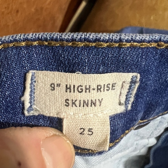 Madewell 9" High-Rise Skinny Jeans in Bonita Wash Side-Slit Edition Size 25 - Picture 15 of 16